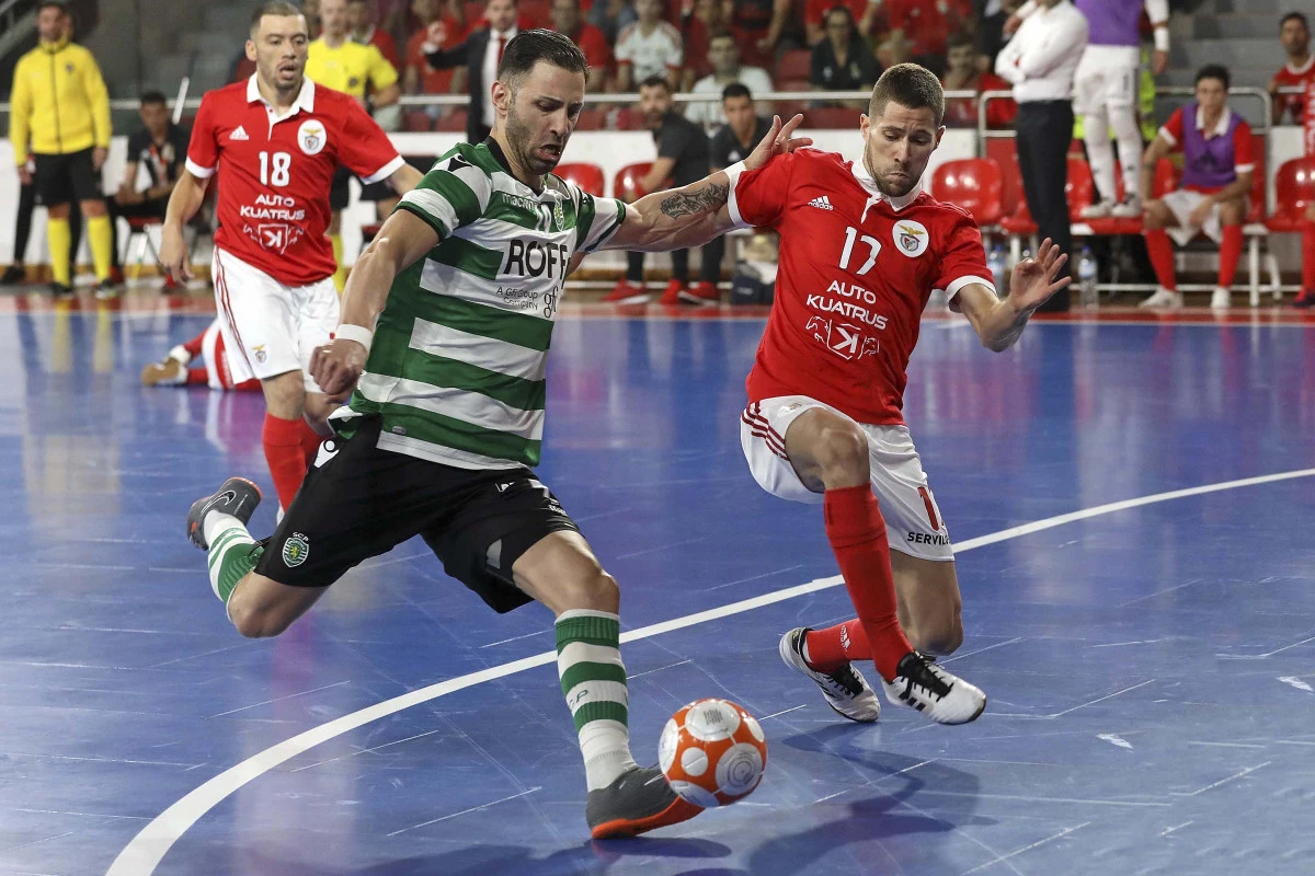 post card Loja online Fútbol Emotion Portugal - Blogs de futebol - CINCO SAPATILHAS DE FUTSAL BARATAS PARA A TEMPORADA 2021 - 1.webp